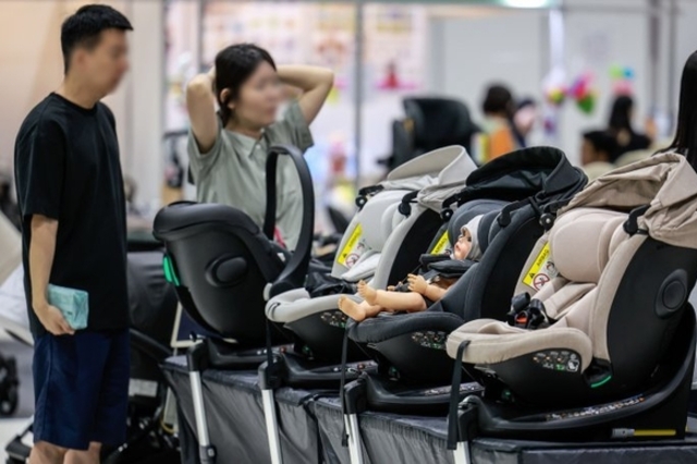 10월의 추천 공공서비스 임신·출산·육아에 대한 부담과 걱정을 덜어주는 공공서비스 선정
