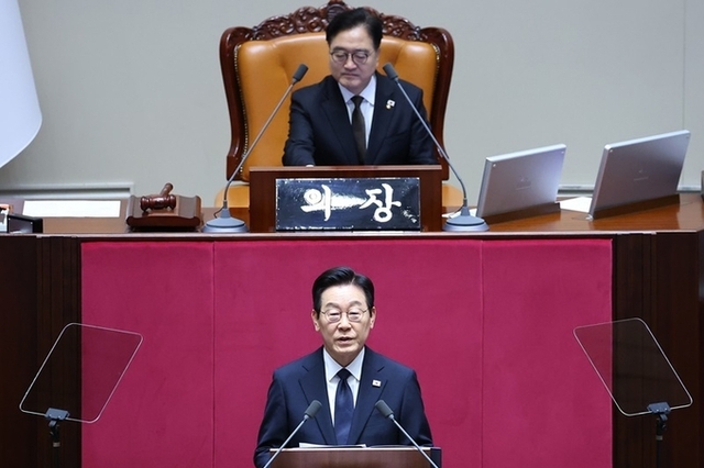 이 대통령 "AI 고속도로 구축해 도약과 성장의 미래 열어야"