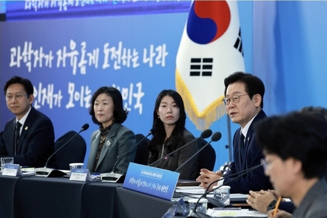 이 대통령 "상상 못할 정도로 R&D예산 늘려…더 많은 국가역량 투입"