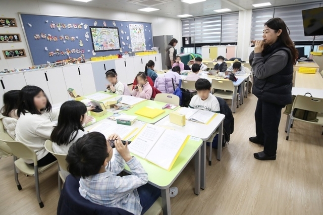 새해부터 방과후 돌봄시설 360곳 '야간 운영'…최장 밤 12시까지