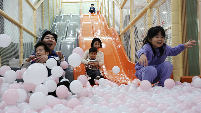 내년부터 아동수당 연령 단계적 확대…통합돌봄 전국 시행