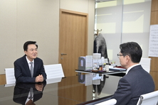 ‘행정통합·공공기관 유치’ 새해부터 분주