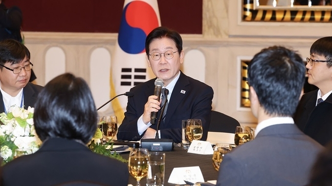 이재명 대통령 "한중 관계, 감정에 좌우되지 않게 상호 존중하며 관리"