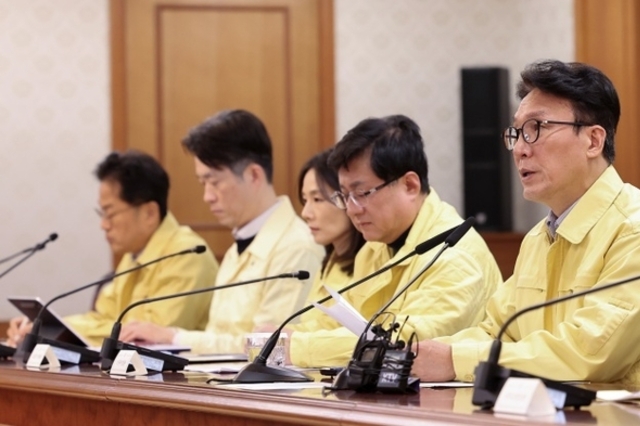 김 총리, 이틀째 중동 상황 관계장관회의…"모든 상황에 선제적 대비"