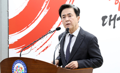 김태흠 지사, 대통령에게 항구적 통합법안 제시 재촉구