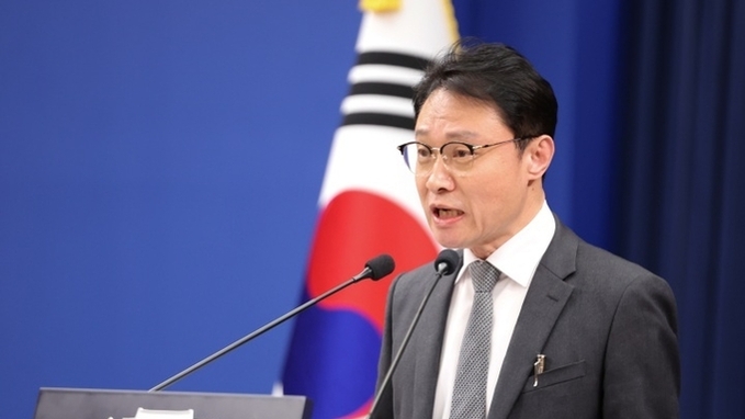 이 대통령, "스토킹 살인 범죄 대응 국민 눈높이 못 미쳐"