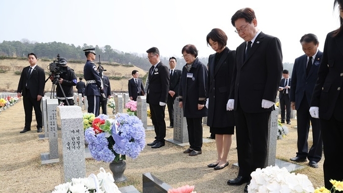 이 대통령 "대결과 긴장의 서해 끝내고 공동 성장·번영 새 역사 온 힘"