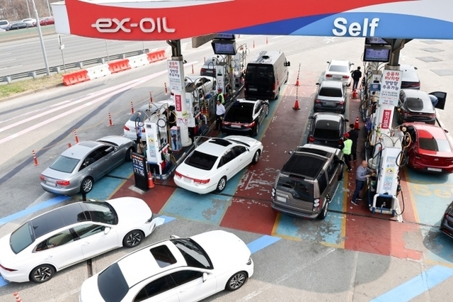 2차 석유 최고가격제 시행…리터당 휘발유 1934원·경유 1923원