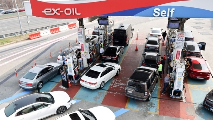 2차 석유 최고가격제 시행…리터당 휘발유 1934원·경유 1923원