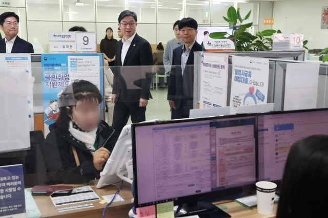 청년·금융취약계층 대상 3개 미소금융 대출상품 31일 출시