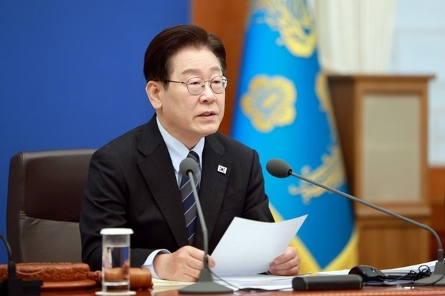 이 대통령, 다주택 양도세 중과 유예 "5월 9일 신청까지 허용 검토"