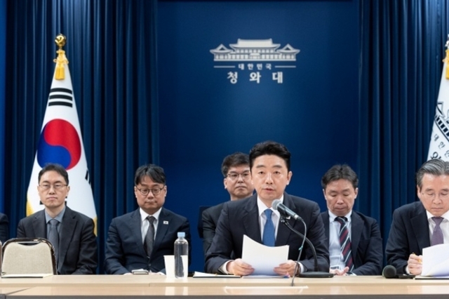 강훈식 비서실장, 원유·나프타 추가 확보 위해 사우디·오만·카자흐 3국 방문