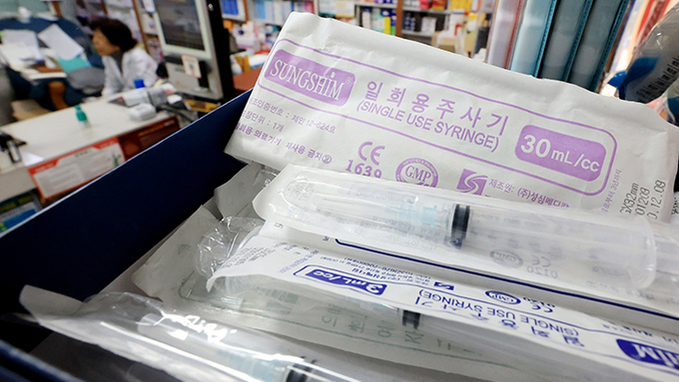 주사기·주사침 매점매석 금지…긴급 현장점검 등 추진