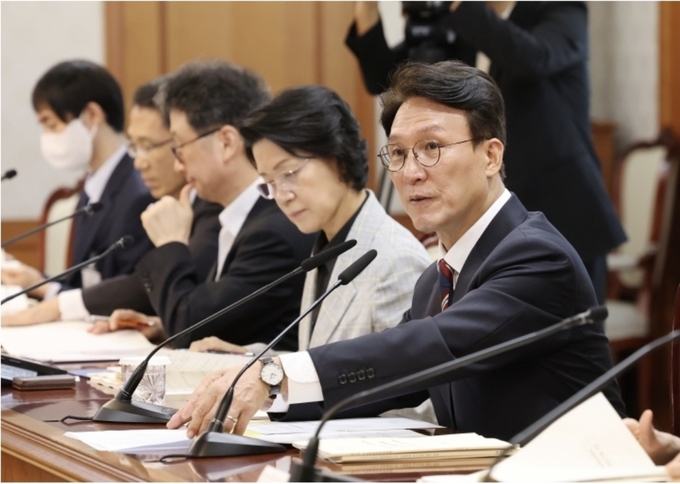10년 내 자살률 1위 오명 벗는다…정부·지자체 총력 대응